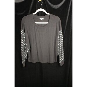 Women's Creneau Black and White Shirt w/Bat Wing Sleeves Size Medium